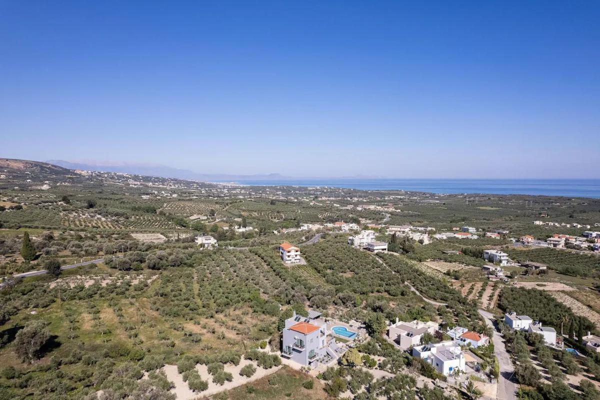Villa Kyveli Лутра Экстерьер фото